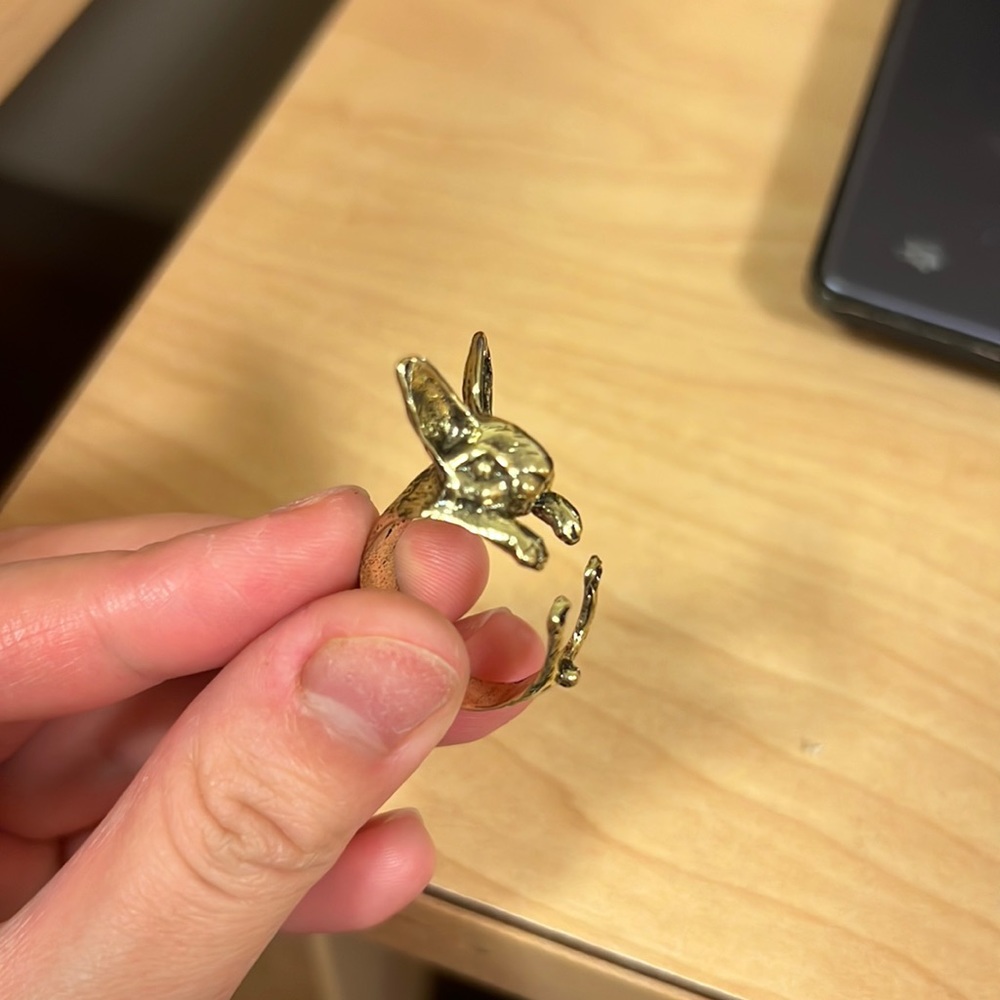 Golden vintage rabbit shaped ring